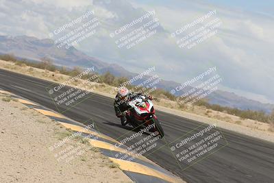 media/May-05-2025-Moto Forza (Mon) [[3c1838c5e5]]/2-B Group/Session 2 (Turn 7 Inside)/